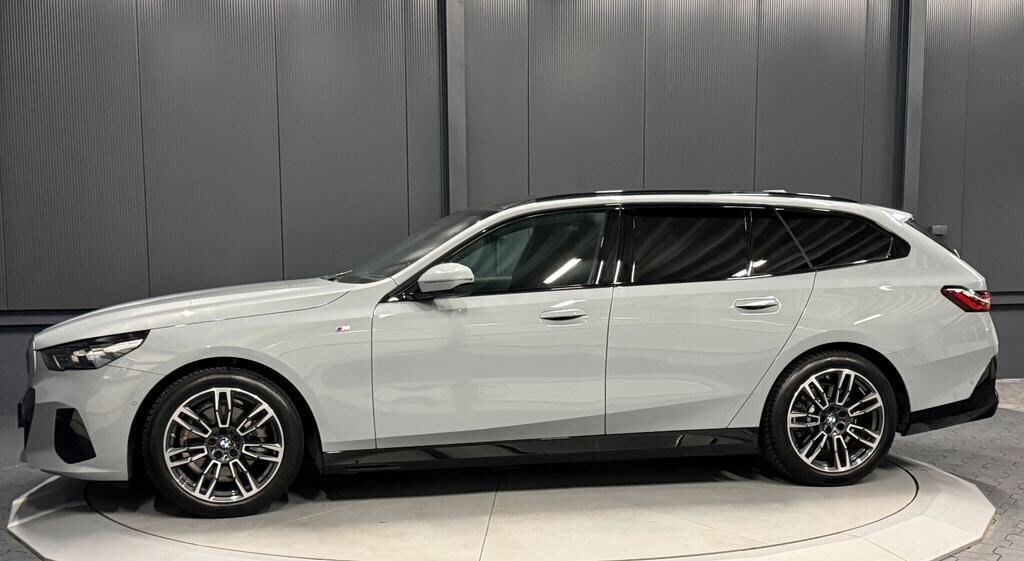 BMW 520d Touring M – Image 17