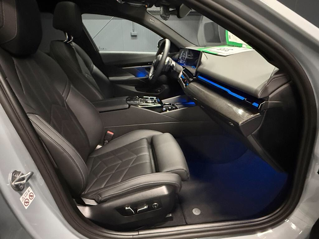 BMW 520d Touring M – Image 25