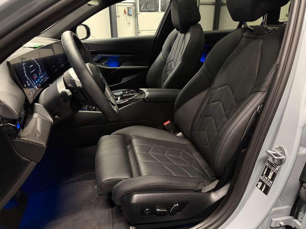 BMW 520d Touring M – Image 27