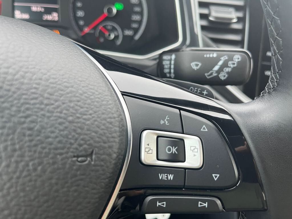 Volkswagen T-RocSport 2.0 – Image 6